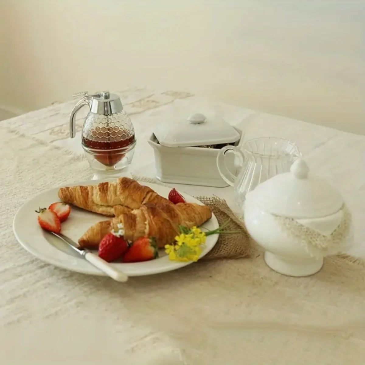 Eco-Friendly BPA-Free Honey & Syrup Dispenser with Drip-Free Spout, Reusable for Sauces, Liquids, Seasonings, Easy Hand-Wash Kit